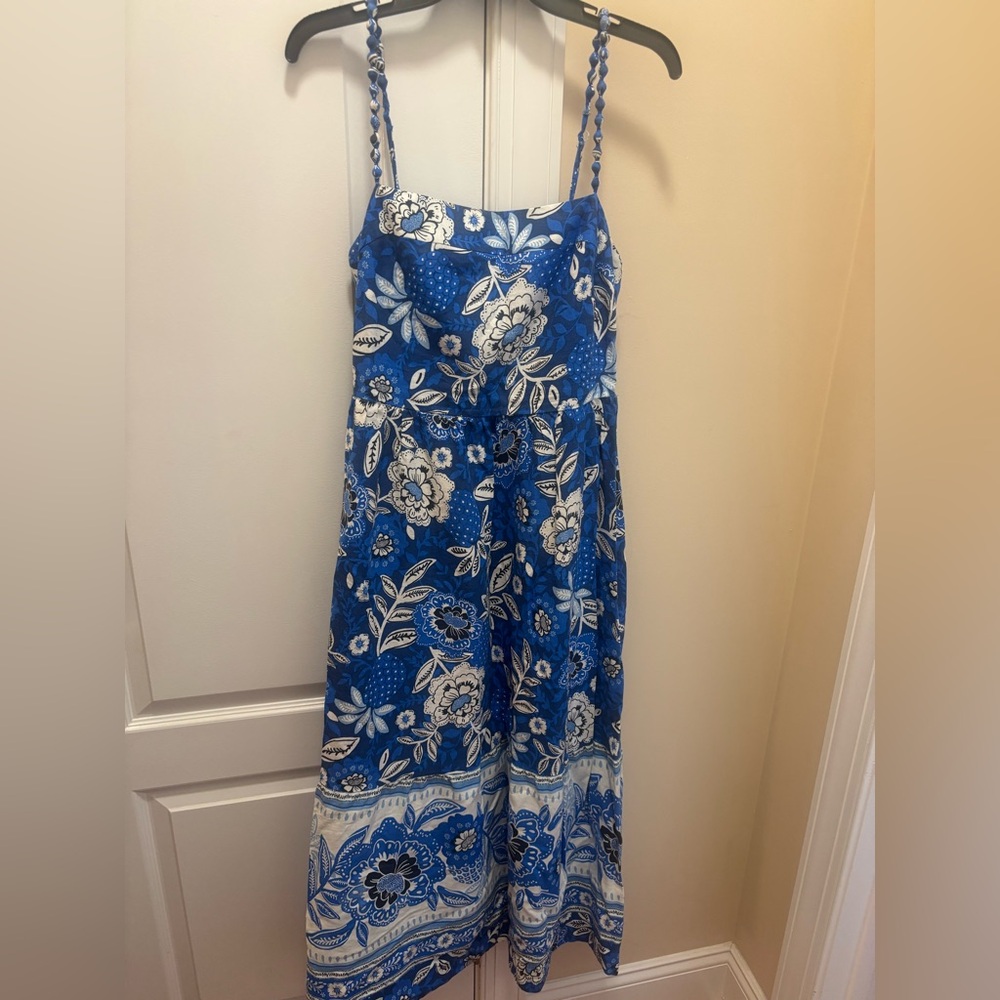 Rachel Zoe medium blue white floral midi, gorgeous adjustable straps, flowy